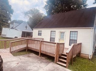 1916 Woodrow Dr, Knoxville, TN 37918