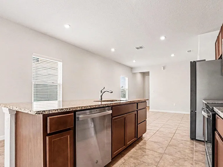 11325 Streamsong Dr — Photo 6