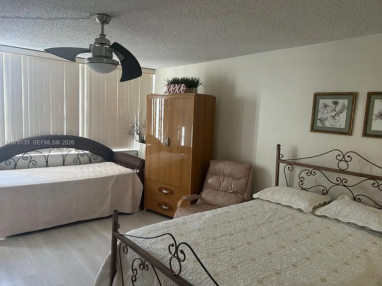 900 Saint Charles Pl #316 — Photo 42