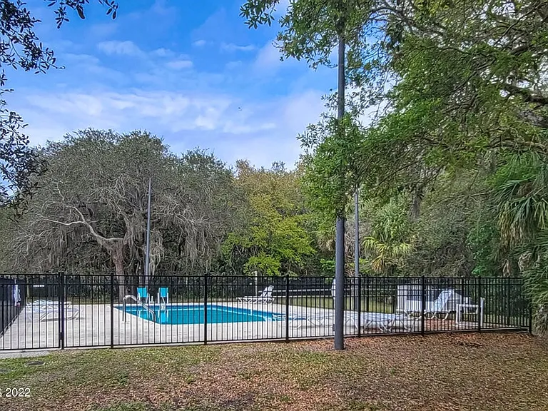 Oasis - 3165 South St. — Photo 43