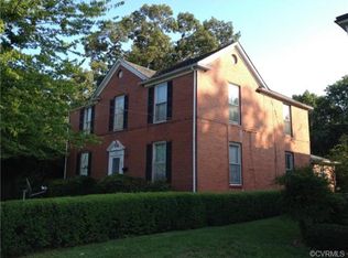 609 Buffalo St, Farmville, VA 23901
