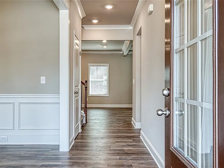 6976 Lancaster Xing — Photo 3