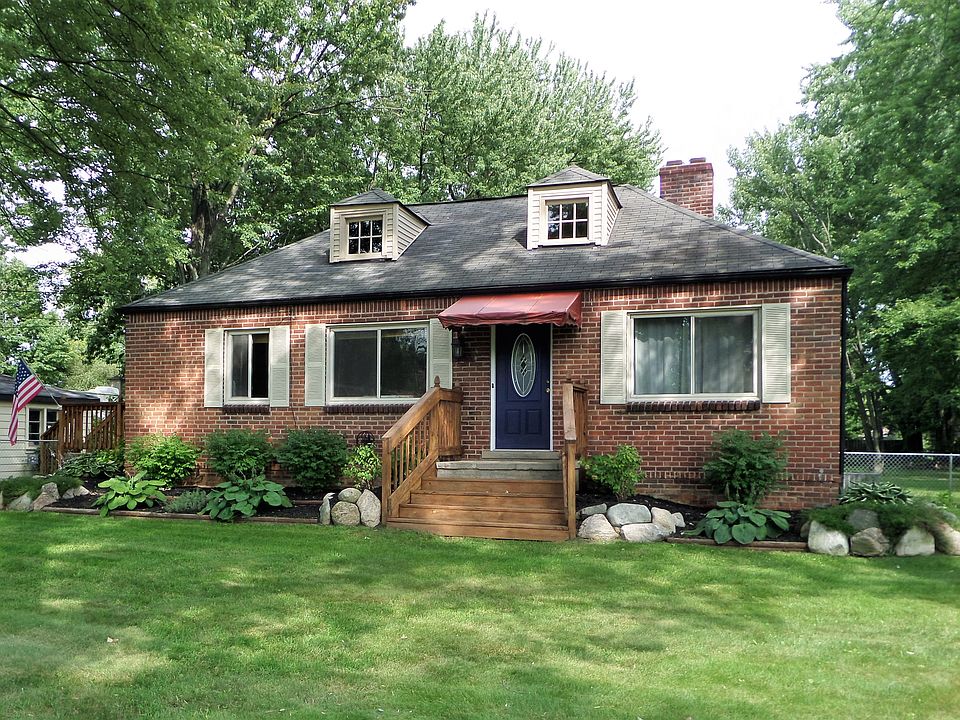 1st image of 19340 Merriman Ct