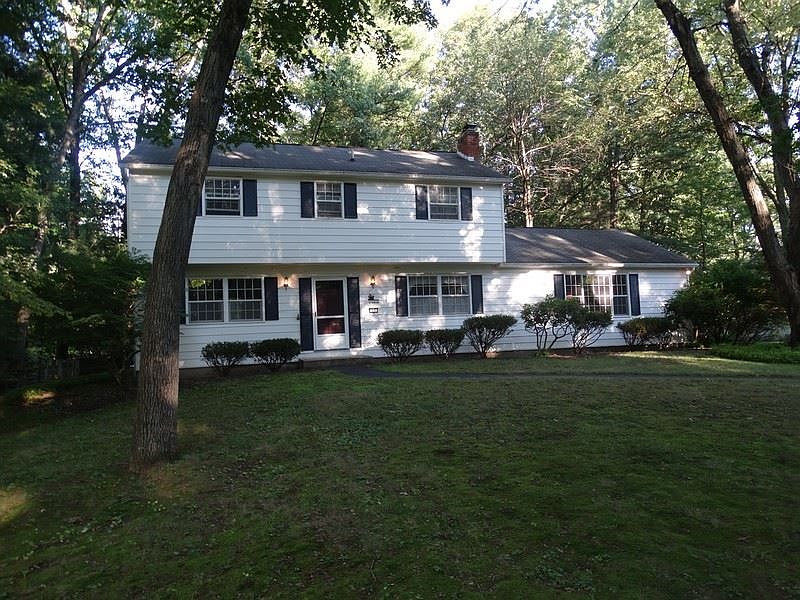 1st image of 32 Casablanca Ct
