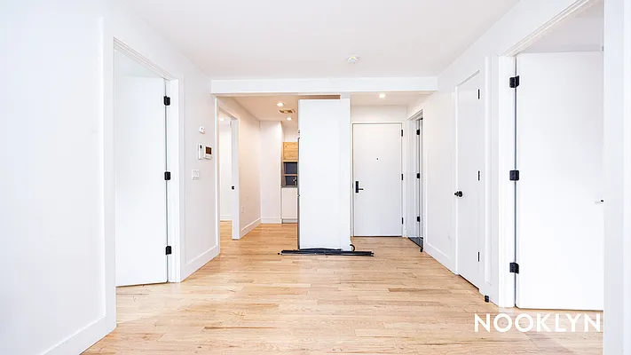 Rented by Nooklyn NYC LLC | media 19