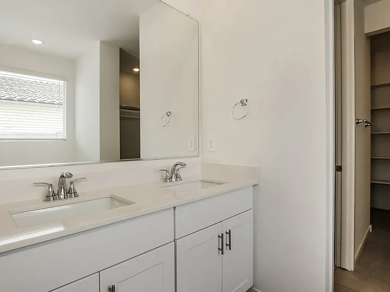 24404 W Grove St — Photo 9