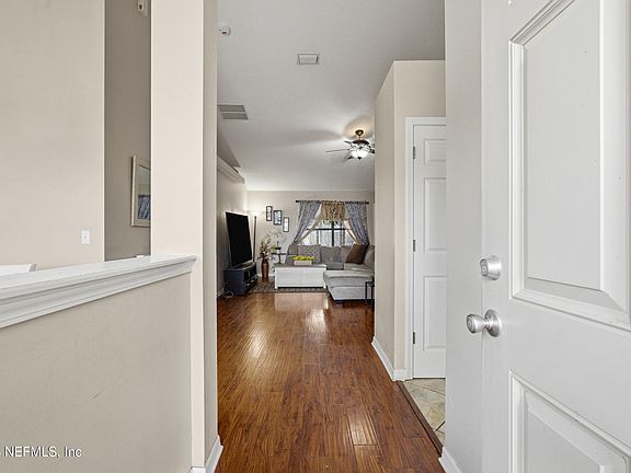 4th image of 1151 SUMMER SPRINGS Drive