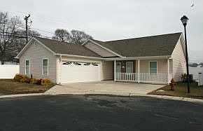 1st image of 362 Peachtree Ln