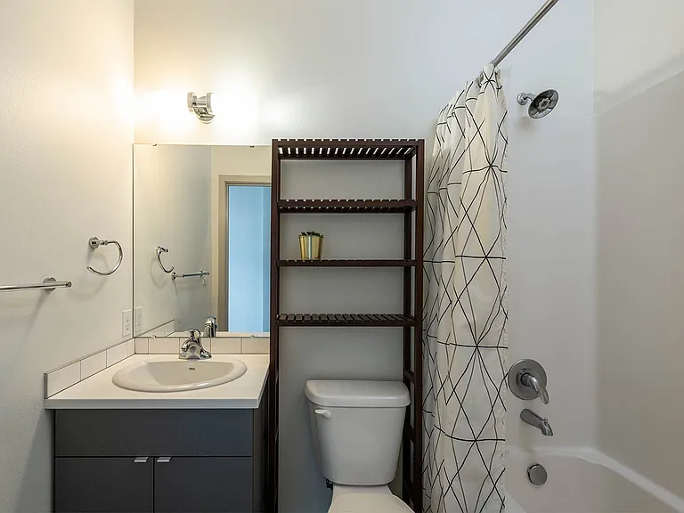 Minnie Flats | 101 Denny Way, Seattle, WA 98109 — Photo 54