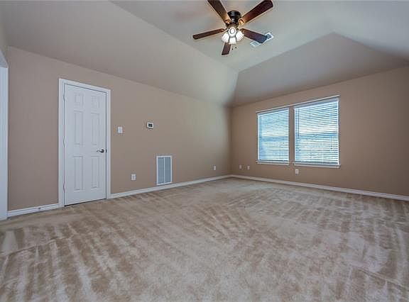 4th image of 2306 Creek Crossing Dr