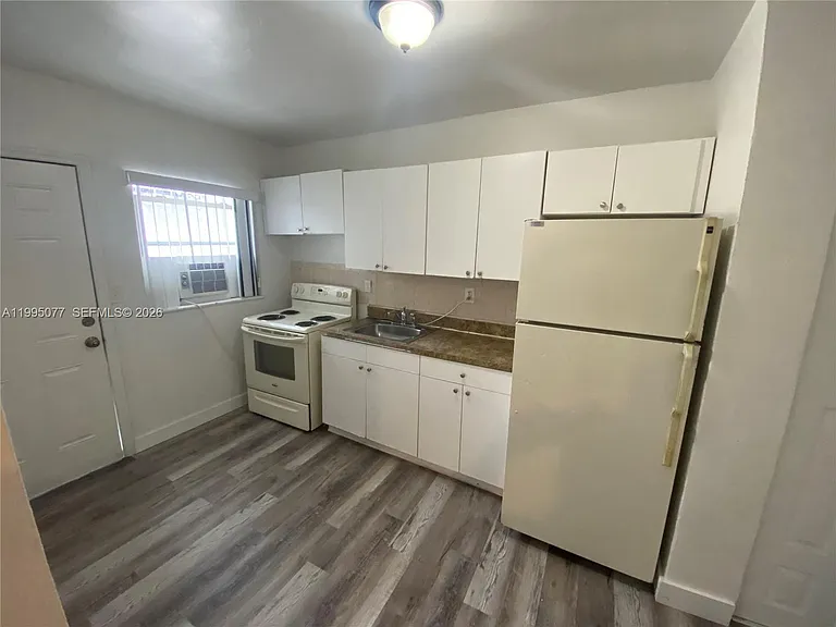 5905 NW 3rd Ave #2/2 — Photo 12