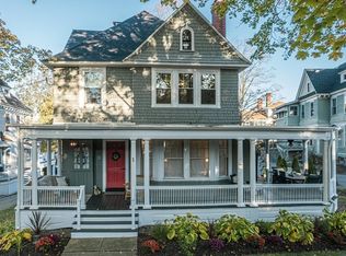 1 Locke St, Andover, MA 01810