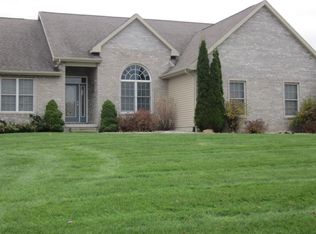 5455 Meadow Creek Ct, Flint, MI 48532