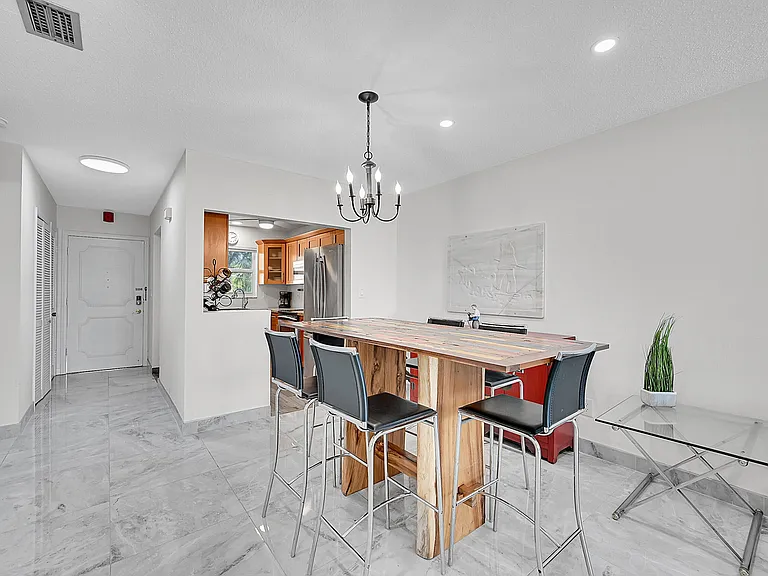 3655 NE 32nd Ave #221B — Photo 18