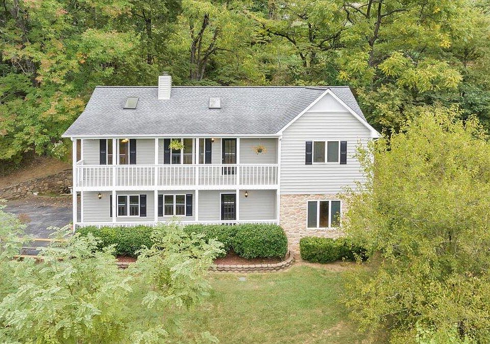 1st image of 6141 Corntassel Ln