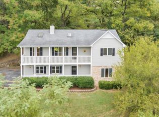 6141 Corntassel Ln, Roanoke, VA 24018