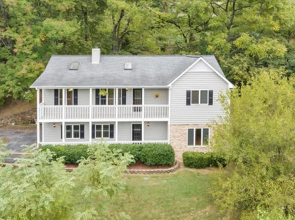 6141 Corntassel Ln, Roanoke, VA 24018