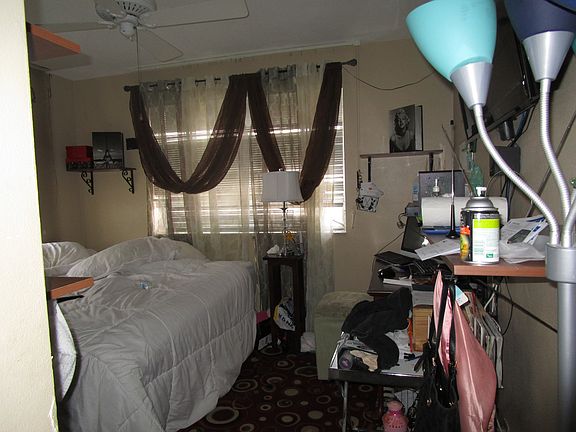 5th image of 1851 NE 62nd St APT 621