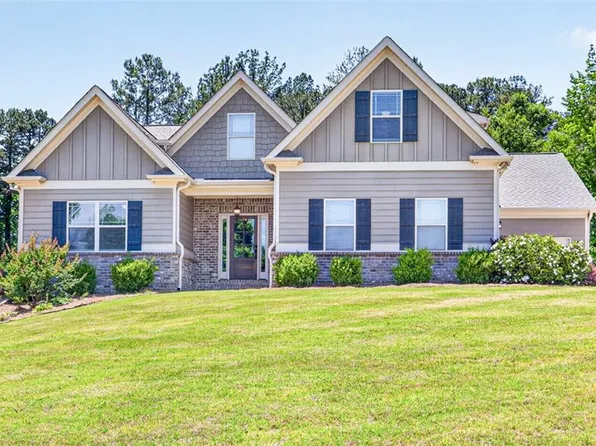1171 Sterling Lake Dr, Jefferson, GA 30549