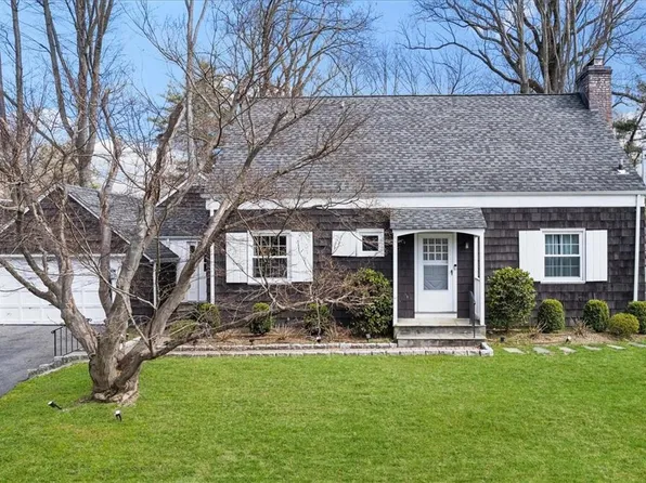 25 High Point Road, Scarsdale, NY 10583