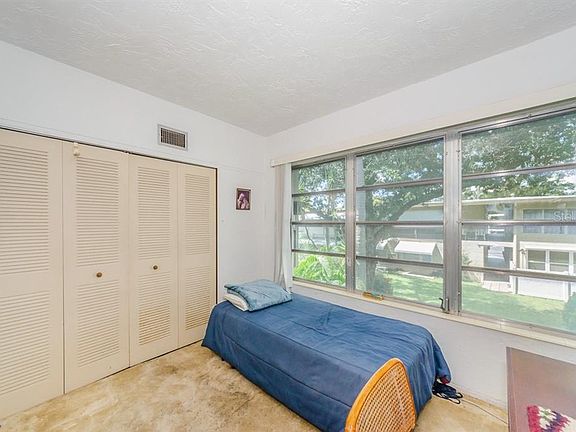 4th image of 4144 56th St N APT 813