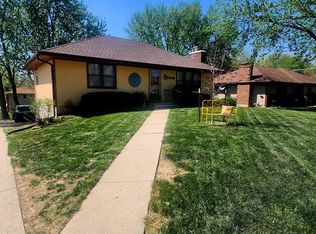 2706 S 15th St, Leavenworth, KS 66048