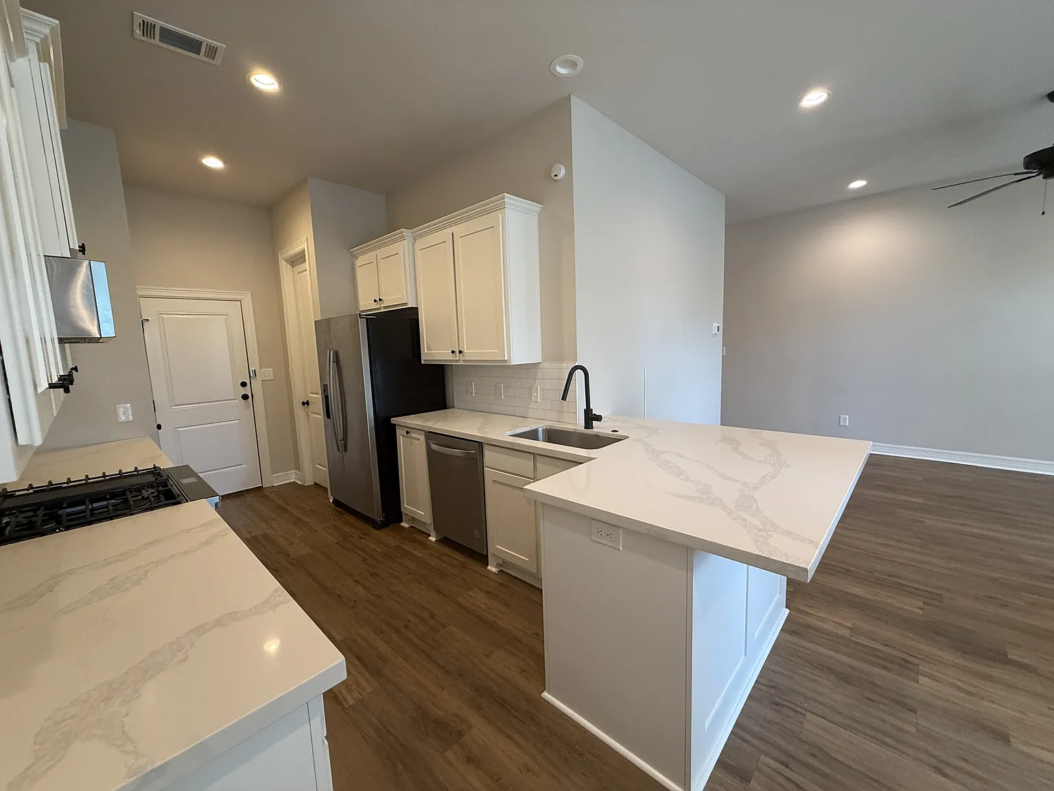 5100 Westgate Lane unit 103 - 1 — Photo 3