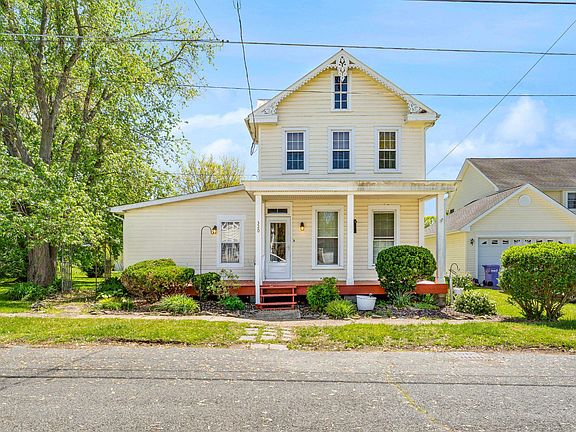 4th image of 320 Cecil St