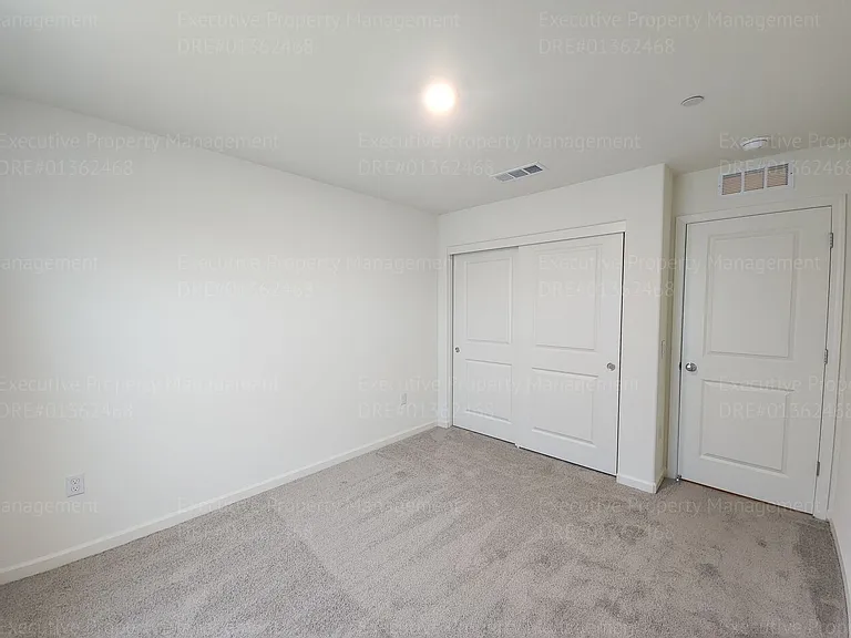 8921 Kemi St — Photo 51