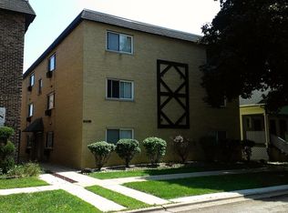 1130 Dunlop Ave APT 2C, Forest Park, IL 60130