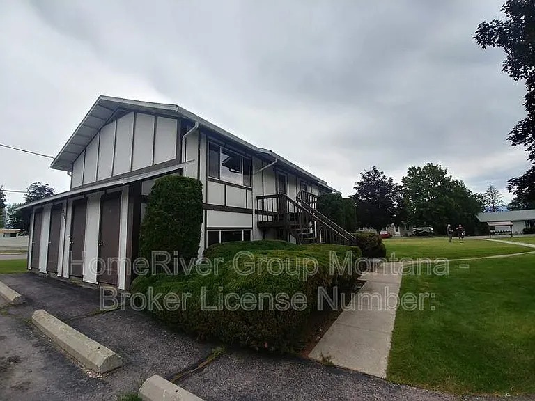 2121 S 4th St W #C — Photo 16