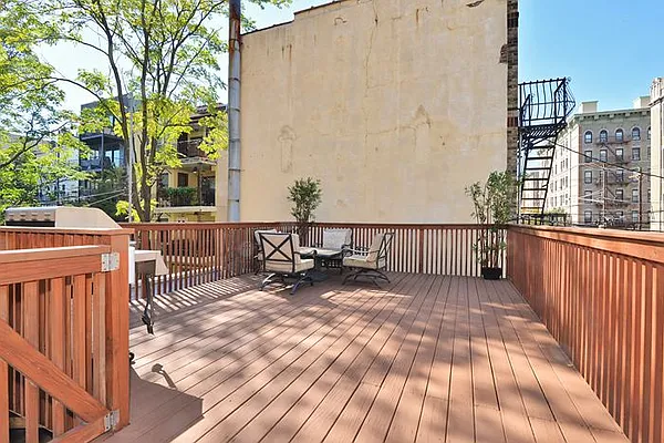 Sold by Verdel Real Estate | media 9