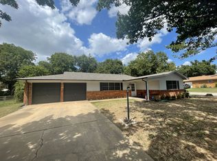 6909 Marilyn Ln, North Richland Hills, TX 76180