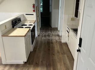 195 Holland St #4, Lewiston, ME 04240