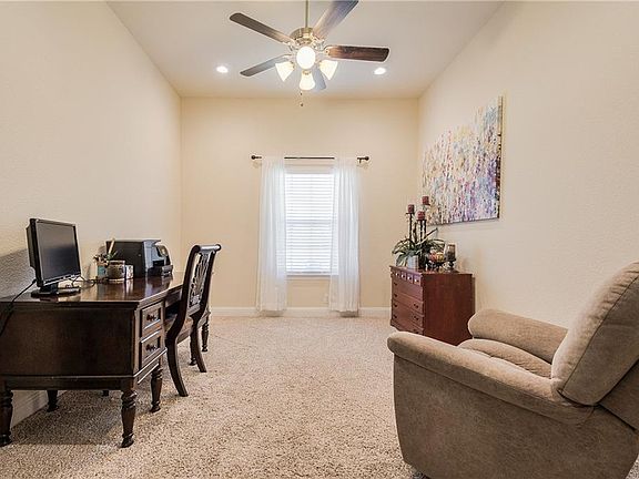 5th image of 3607 Sequoia Ln
