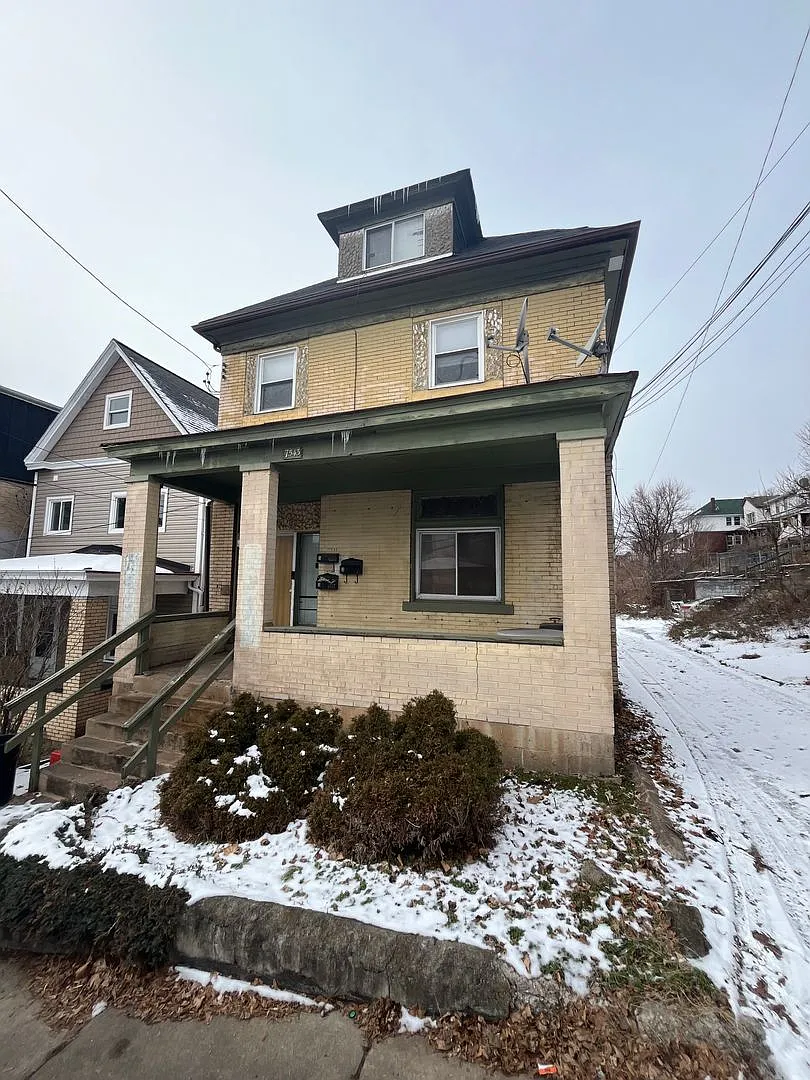 7543 Melrose Street — Photo 1