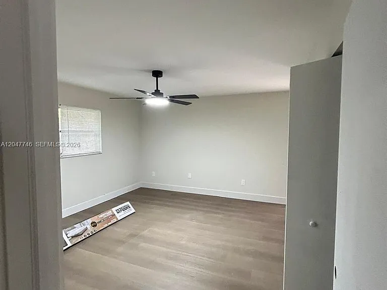 114 S Lakeside Dr #114 — Photo 16
