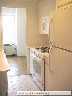 Rented by essential NEW YORK Real Estate | media 40