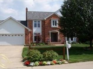 1834 Quincy Dr, Rochester Hills, MI 48306