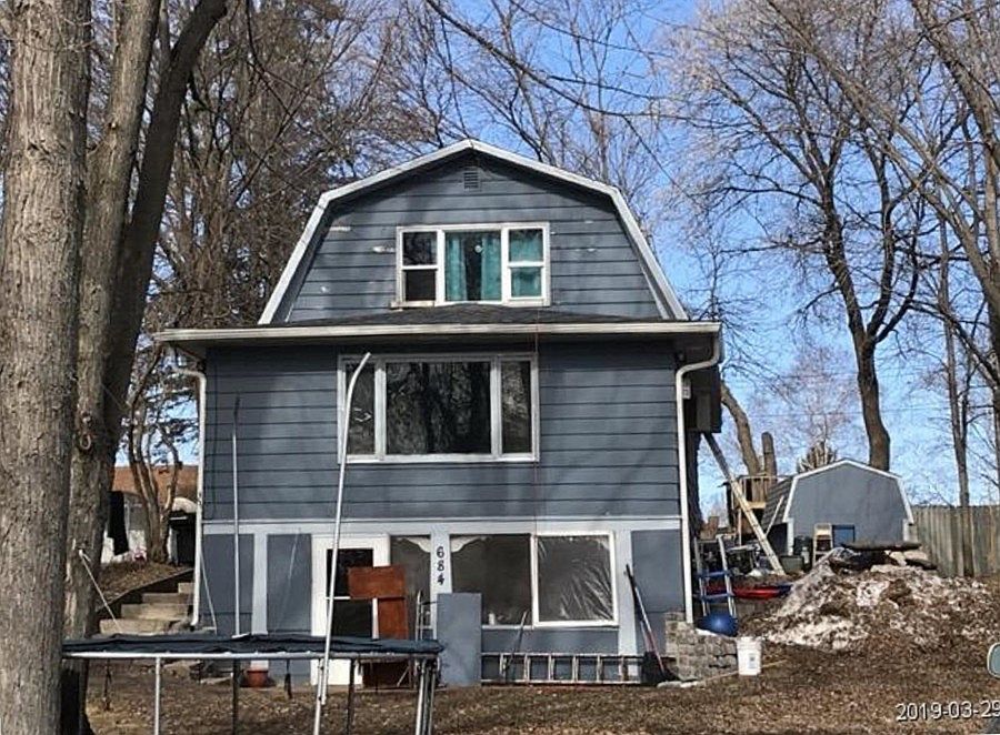1st image of 684 N Shore Dr