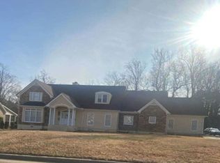 3105 Greystone Dr, Rocky Mount, NC 27804