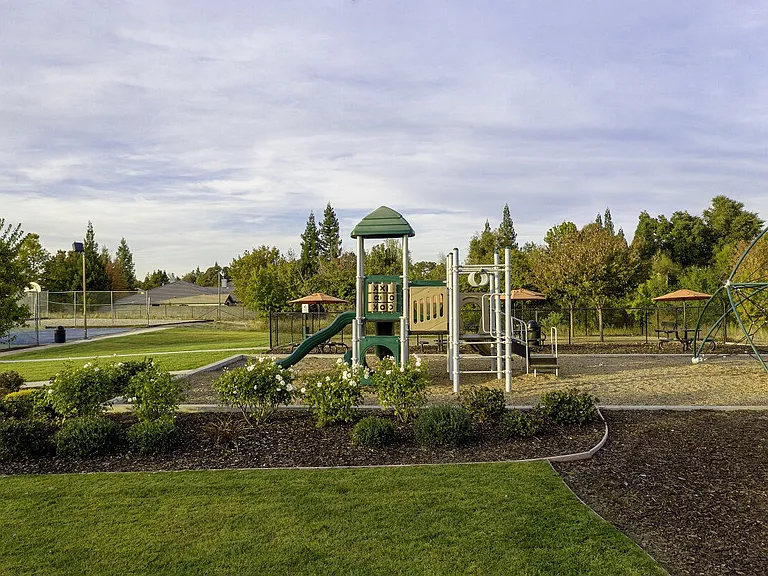 Allegria at Roseville — Photo 12