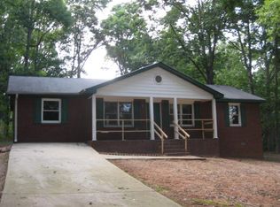 1209 Ridgecrest Dr, Winder, GA 30680