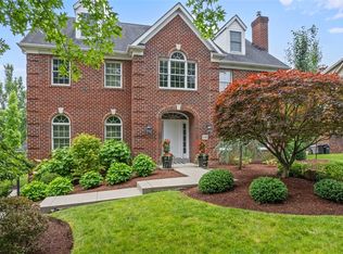 116 Bunker Hill Dr, Mcmurray, PA