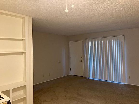 4th image of 4328 48th St #3