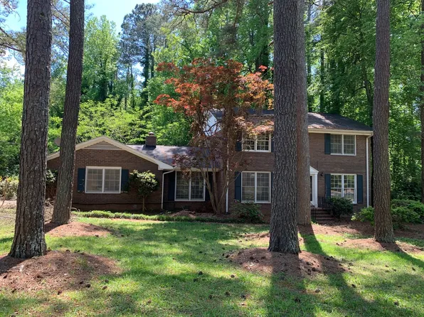 200 Rollingwood Dr, Athens, GA 30605