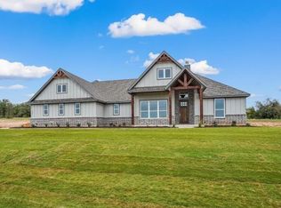 324 Monument, Azle, TX 76020