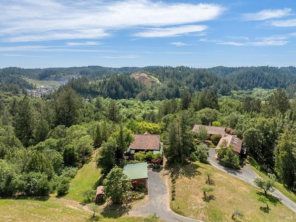 7600 Giusti Rd, Forestville, CA 95436