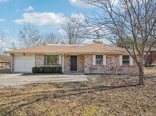 1601 Newton St, Kerrville, TX 78028