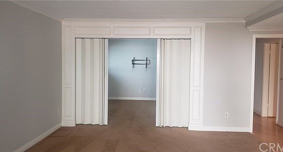 If Tenant does not to mount TV here it can be removed.